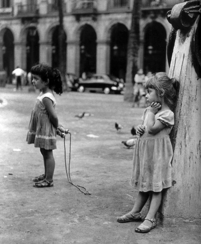 Girls Playing, Barcelona, 1958