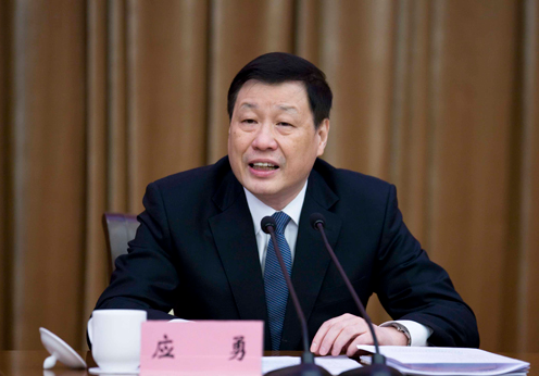 Ông Ứng Dũng, Phó Bí thư kiêm Phó Thị trưởng thường trực thành phố Thượng Hải.