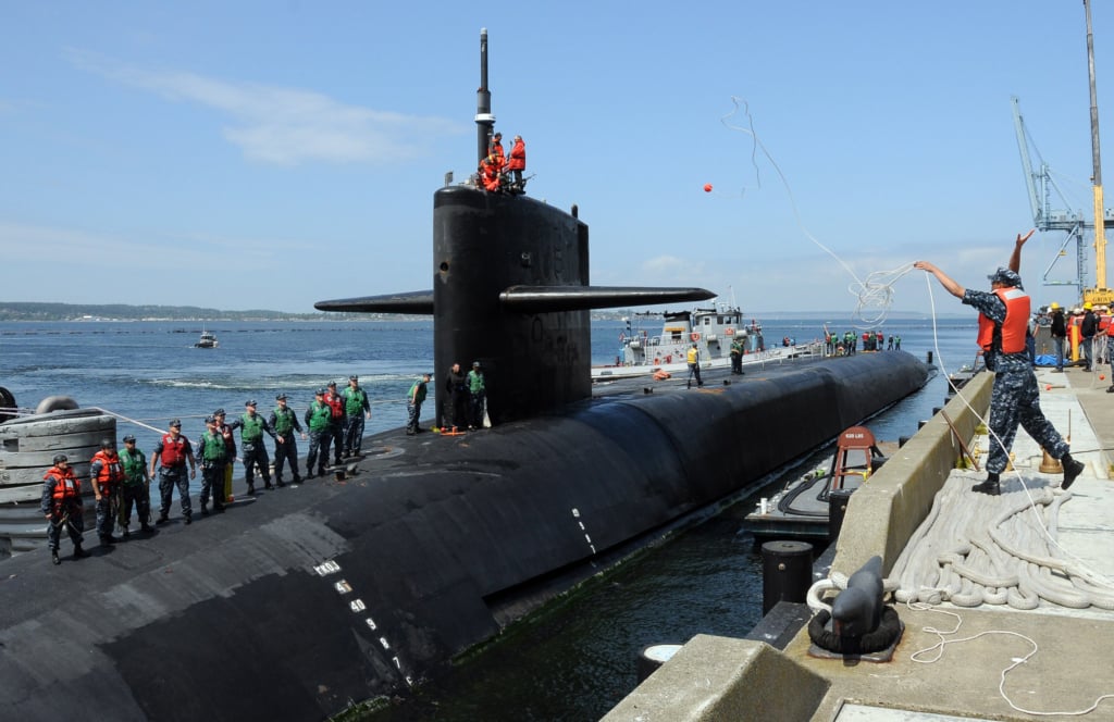 Tàu ngầm USS Michigan mang tên lử Tomahawk của hải quân Hoa Kỳ