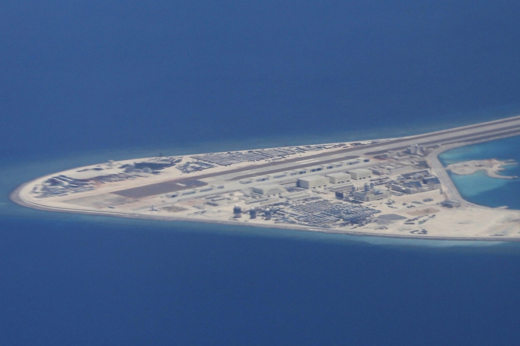 Trung Quốc vẫn đang quân sự hóa các hòn đảo mà nước này chiếm đóng trên biển Đông