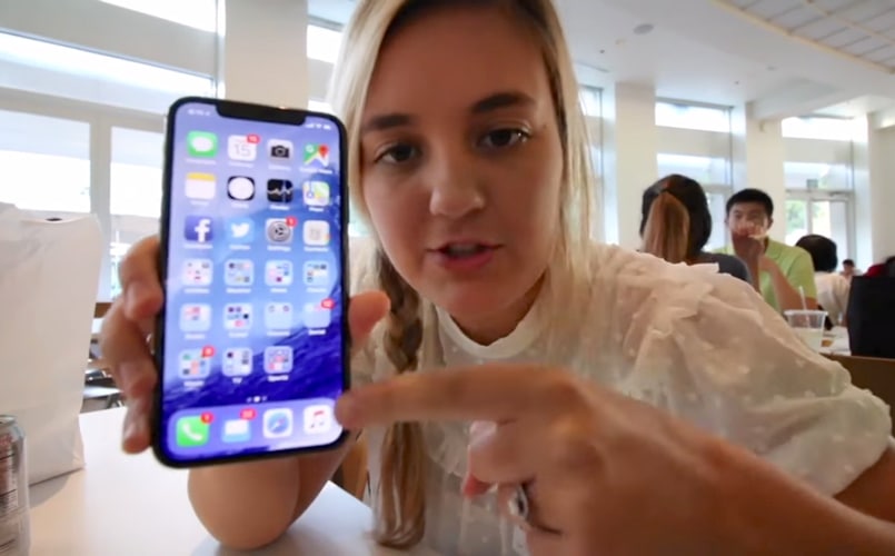 Nhân viên Apple bị sa thải sau khi video iPhone X của con gái 