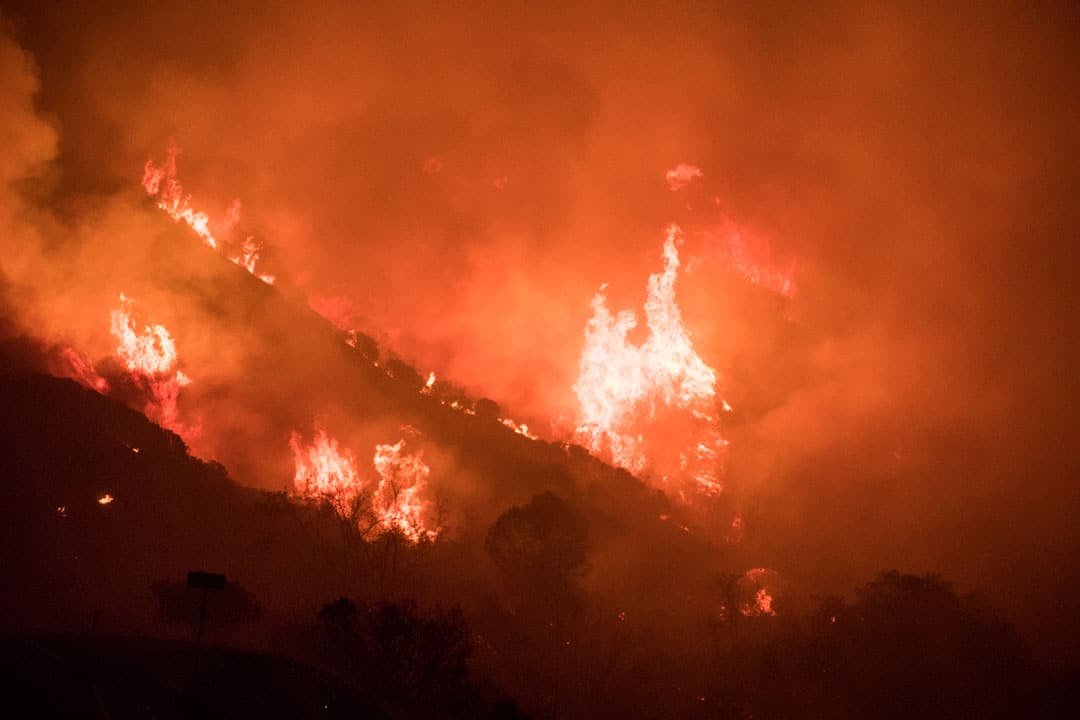 Ảnh chụp vệ tinh cho thấy sức tàn phá của thảm họa cháy rừng ở miền Nam California