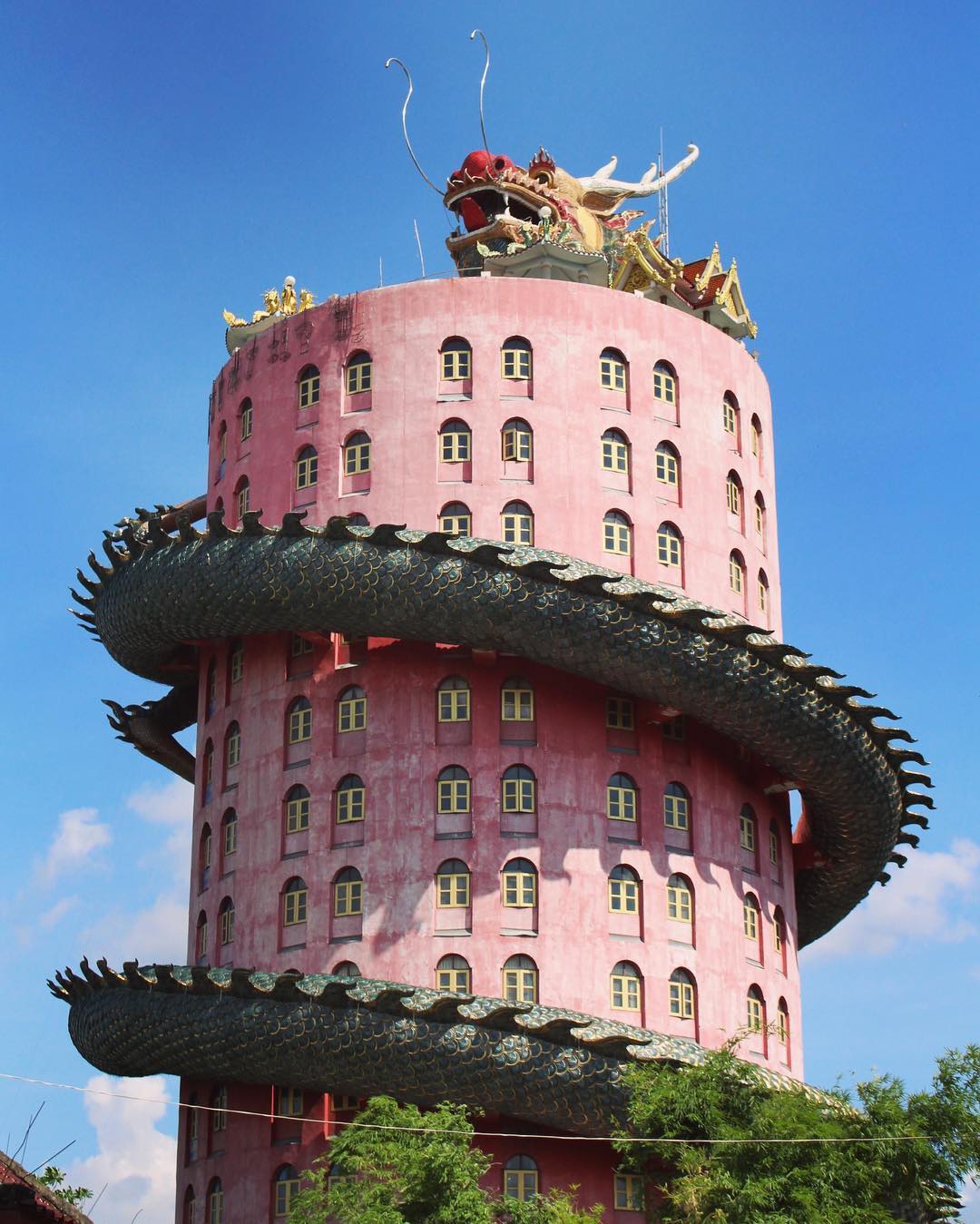 Ngôi chùa Wat Samphran, Ngôi chùa màu hồng, Thái Lan, 