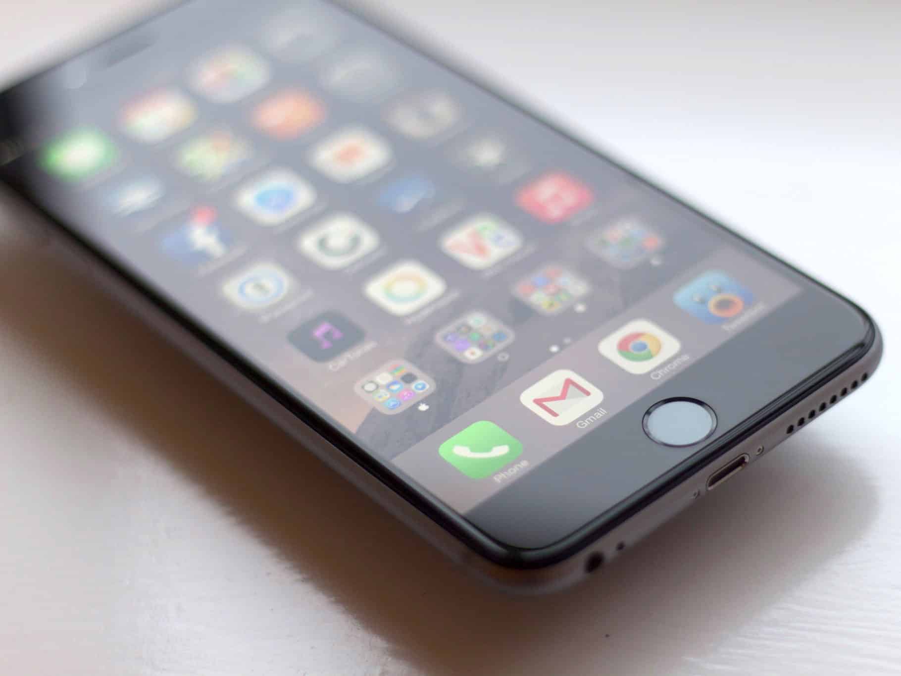 Làm sao biết iPhone của bạn có bị làm chậm hay không?