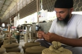 xuong gom Benjametha Ceramics 0