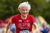 Cụ bà 103 tuổi lại đạt giải quán quân cuộc thi chạy 100m