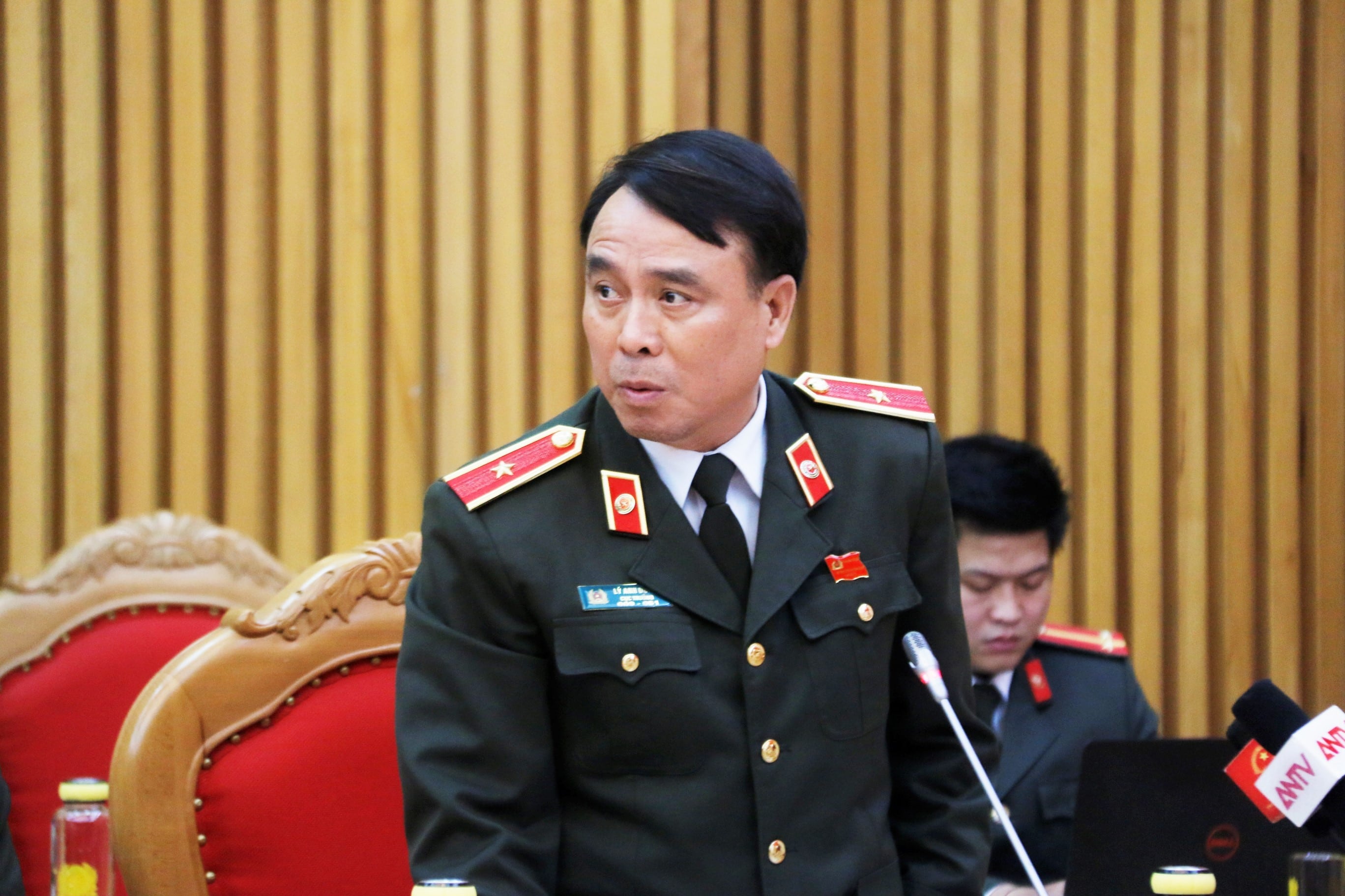 Nguyễn Quang Huy, Chánh Văn phòng TAND huyện trốn truy nã 26 năm