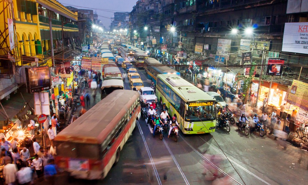 Mumbai: Càng bấm còi, càng đợi lâu
