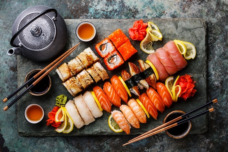Ăn sushi