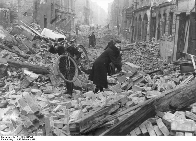 Bundesarchiv Bild 183 J31345 Berlin Zerstörung nach Luftangriff
