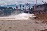 Một góc công trình đập Tam Hiệp trên sông Dương Tử. (Ảnh: Thomas Barrat/Shutterstock).
