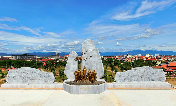 tượng đài Hồ Chí Minh, Quảng Bình
