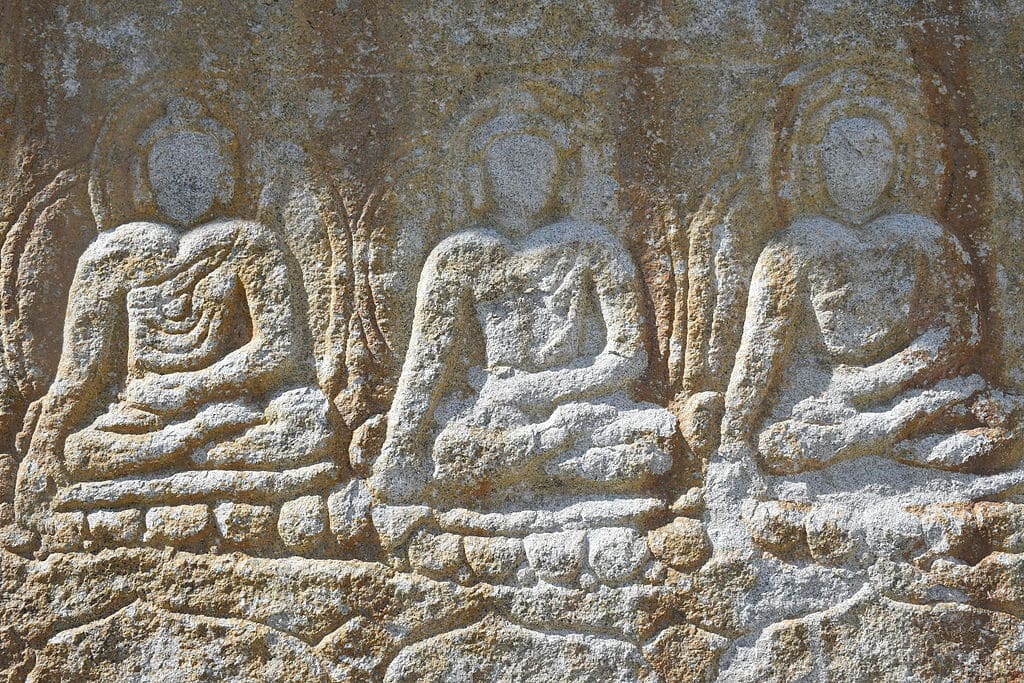 1024px Manthal Rock Buddhist inscriptions Skardu Mix view