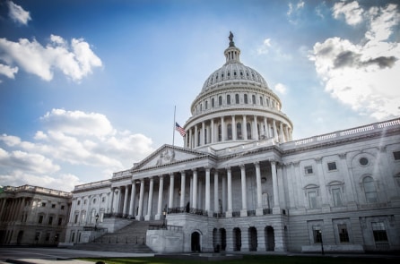 Hạ viện Mỹ thông qua dự luật nâng mức trần nợ công