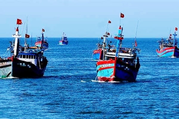 Bình Định, 26 ngư dân gặp nạn