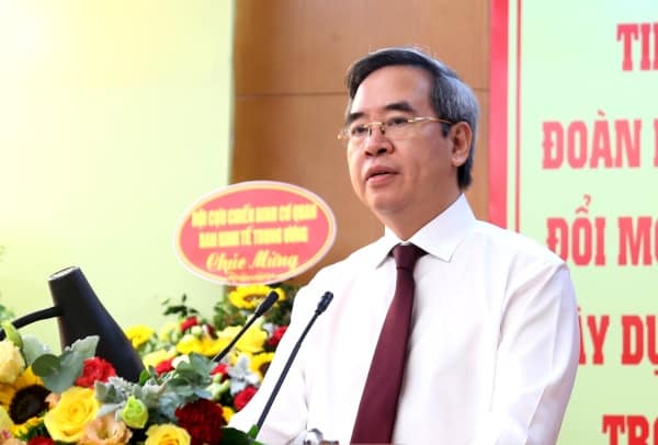 Trưởng Ban Kinh tế Trung ương bị kỷ luật, ông Nguyễn Văn Bình