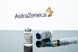 AstraZeneca khong tim thay bang chung cho thay vac xin COVID 19 lam tang nguy co dong mau 1