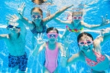an toàn cho trẻ khi đi bơi