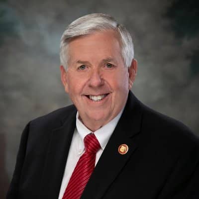 Thống đốc Mike Parson