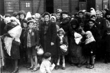 Luật sư nhân quyền tưởng niệm cuộc diệt chủng Do Thái: Bài học vẫn chưa được học