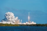 SpaceX tai khoi dong su menh ten lua day Falcon Heavy sau 3 nam 1