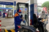 Giá xăng giảm 340-390 đồng/lít, dầu giảm cao nhất hơn 1.000 đồng