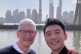 CEO Tim Cook của Apple bất ngờ xuất hiện tại Thượng Hải