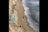 Người mắc kẹt trên bãi biển được giải cứu nhờ xếp đá thành chữ “Help”