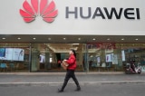 Mỹ rút 8 giấy phép liên quan cung ứng hàng cho Huawei trong năm nay