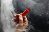 Trẻ em sử dụng thuốc lá điện tử tăng gấp đôi sau một năm